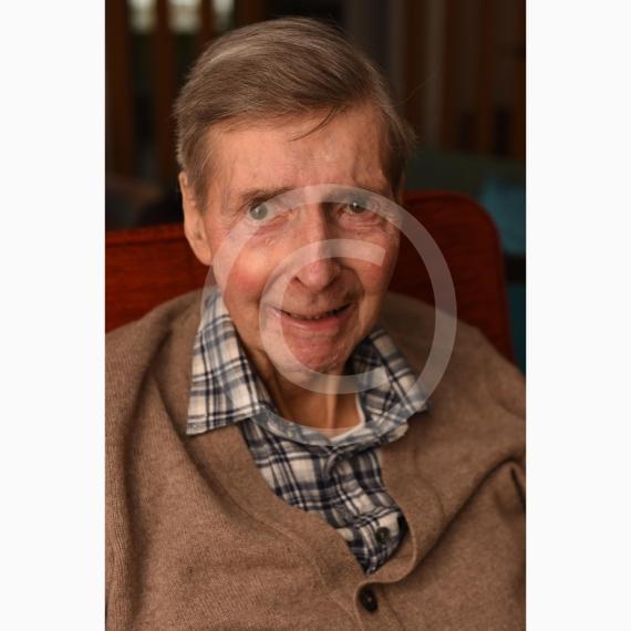 BURNHAM 129439 Photo 1 of 9 Baylis Media Photos