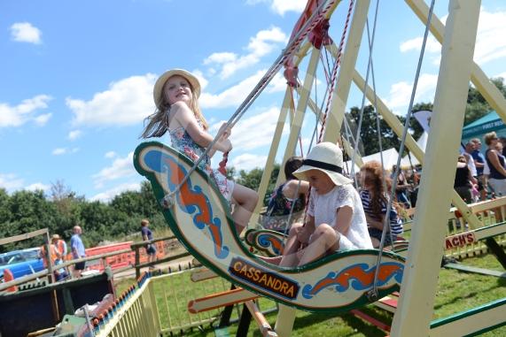 Nellie Campbell-Webster 4, Isabelle Stone 5. Fifield Fun Day, Fifield. It almost didn’t take place due to lack of volunteers. Charities benefiting this year are Taplow Traffic Charity Trust and Hearing Dogs.
