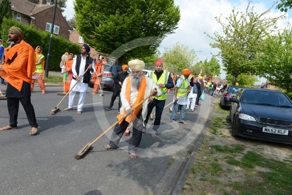 Nagar Kirtan procession in Slough starting at Singh Sabha Gurdwara and ending at Ramgarhia Gurdwara.