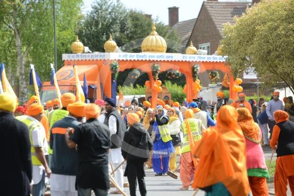 Nagar Kirtan procession in Slough starting at Singh Sabha Gurdwara and ending at Ramgarhia Gurdwara.