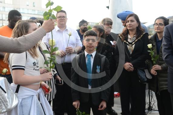 Slough High Street, Slough. A vigil in memory of the people who lost their lives in last night’s Manchester attack.