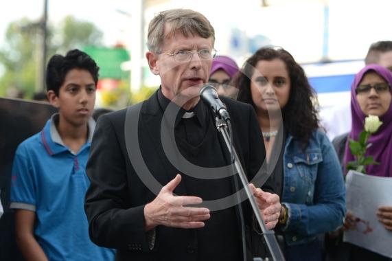 Slough High Street, Slough. A vigil in memory of the people who lost their lives in last night’s Manchester attack.