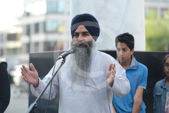 Slough High Street, Slough. A vigil in memory of the people who lost their lives in last night’s Manchester attack.