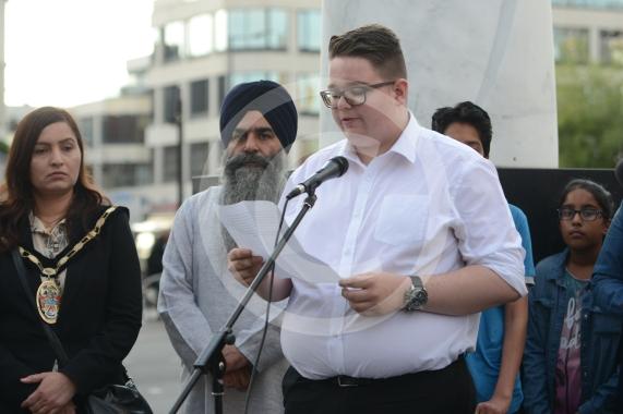 Slough High Street, Slough. A vigil in memory of the people who lost their lives in last night’s Manchester attack.