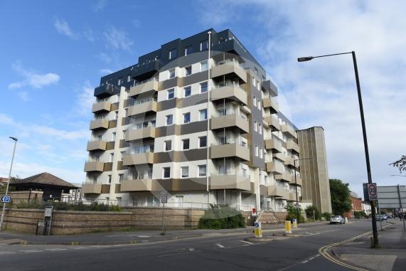 Nova House, Buckingham Gardens, Slough, SL1 1AY