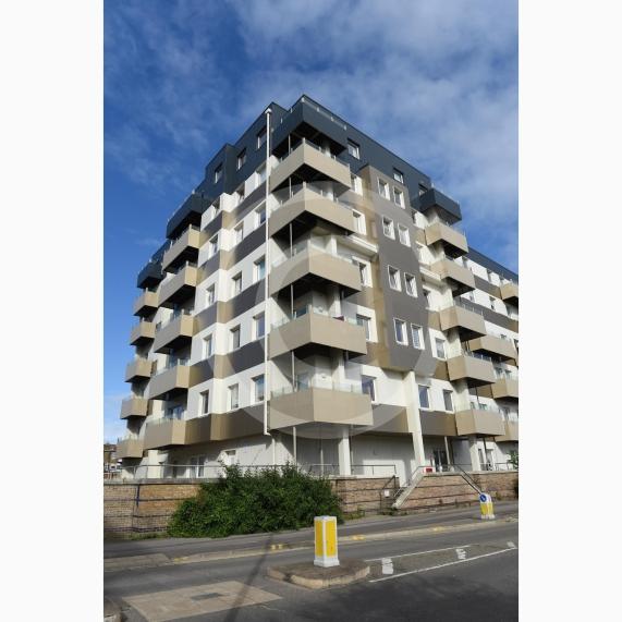 Nova House, Buckingham Gardens, Slough, SL1 1AY