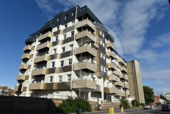 Nova House, Buckingham Gardens, Slough, SL1 1AY