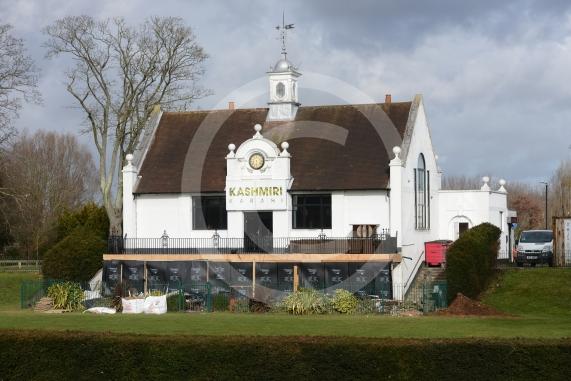 Kashmiri Karahi, Bath Road, Salt Hill Park, Slough Slough Conservative Group leader Cllr Wayne Stutton has questioned why the white restaurant in Salt Hill Park is charged rent of £8000 (quite low for the area).