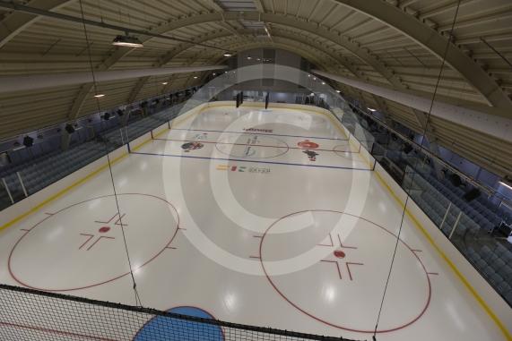 Slough Ice Arena, Montem Lane, SloughCouncil cabinet members and directors as they take a tour of the Slough Ice Arena before it opens its doors in April. 