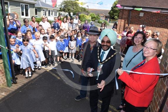 Cippenham Inftnat School, Dennis Way, Slough The Mayor of Slough Cllr Paul Sohal will be opening a newly refurbished library at the school. 