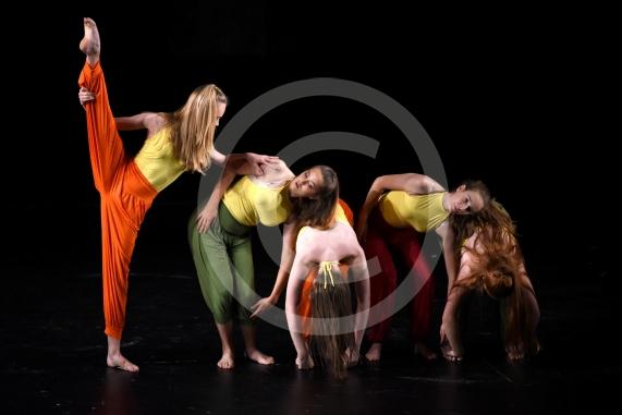 Susan Handy School of Dance's summer show at Ferrer Theatre, Eton College - Photo: Emma Sheppard 22/7/18