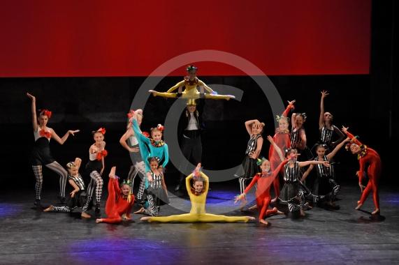 Susan Handy School of Dance's summer show at Ferrer Theatre, Eton College - Photo: Emma Sheppard 22/7/18