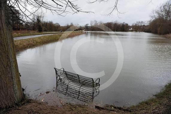Updated flooding pictures in Cookham. Cookham Causeway/moor