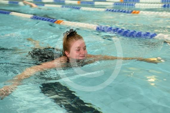 Veanne Filkins swims a length of the pool.The 22nd  Windsor Lions Annual Swimathon.Windsor Leisure centre, Clewer Mead, Stovell Rd, Windsor.