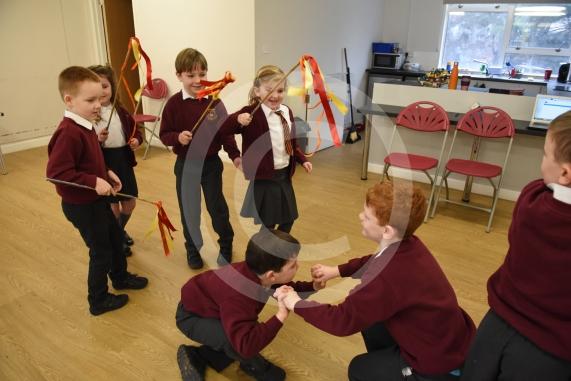 Holyport Primary, Stroud Farm Road, HolyportYears 1 & 2 pupils having a Great Fire of London workshop.