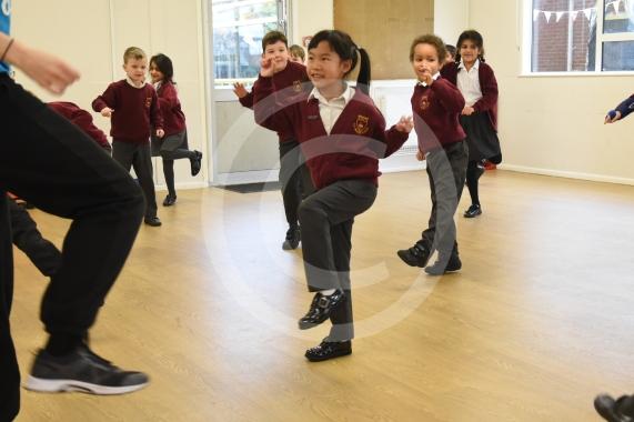 Holyport Primary, Stroud Farm Road, HolyportYears 1 & 2 pupils having a Great Fire of London workshop.