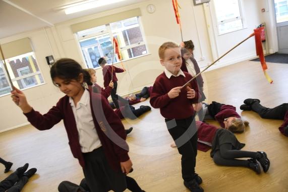 Holyport Primary, Stroud Farm Road, HolyportYears 1 & 2 pupils having a Great Fire of London workshop.