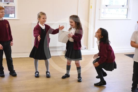 Holyport Primary, Stroud Farm Road, HolyportYears 1 & 2 pupils having a Great Fire of London workshop.