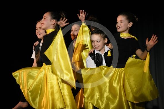 The two-day primary dance festival starts at the Magnet Leisure Centre, Maidenhead today. The event has been organised by the Ascot and Maidenhead School Sport Partnership and will feature 800 dancers from 20 primary schools. LARCHFIELD