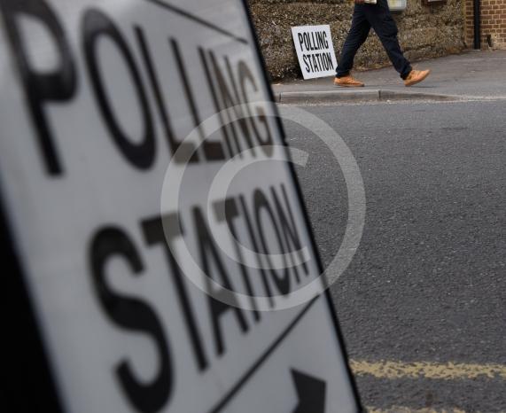 Polling Station, Pinder Hall, Cookham Rise