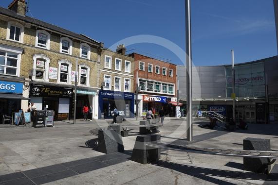 Slough, (site shots nr The Curve and Queensmere). Businesses hit out at anti-social behaviour in Slough during a meeting on Wednesday. 
