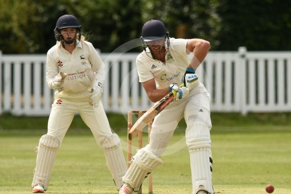 Oliver Smithson.Datchet vs Tring Park.Datchet Cricket Club, Riding Court Road, Slough. 