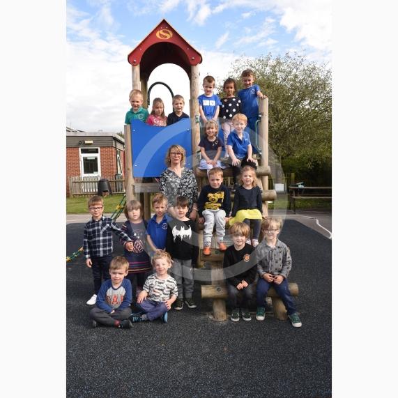 First Class - The Colleton Primary School, Colleton Drive, Twyford, Foundation ClassesNo of classes: 42 children in one class &ndash; 2 groups.Mrs Rowland