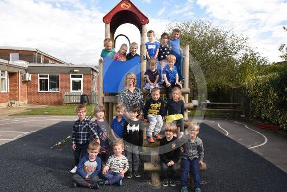 First Class - The Colleton Primary School, Colleton Drive, Twyford, Foundation ClassesNo of classes: 42 children in one class &ndash; 2 groups.Mrs Rowland