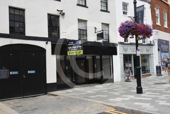 Helen and Douglas House charity shop on Maidenhead High Street. The shop has closed for good after being shut for lockdown and will not be reopening. 
