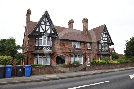 The Tapestries, Straight Rd, Old Windsor 