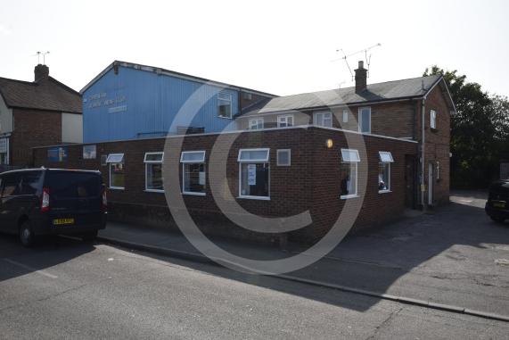 Cippenham Working Mens Club, Bath Road, Cippenham, Slough. Plans have gone in to demolish the club and replace with 5 houses. 