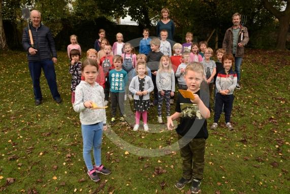 Colleton teacher Caroline Dobson and pupils and volunteers have planted bulbs at the school. The Colleton Primary School, Colleton Drive, Twyford