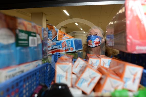 Christmas feature on Maidenhead Foodshare. They are bundling up some food bags to send out today. Maidenhead Food Share, in old Niocholsons Tesco unit