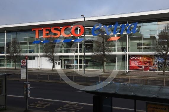 Tesco Extra, Wellington Street, Slough 