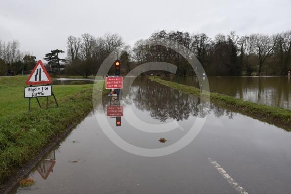 Flooding and closed roads, The Pound, Cookham