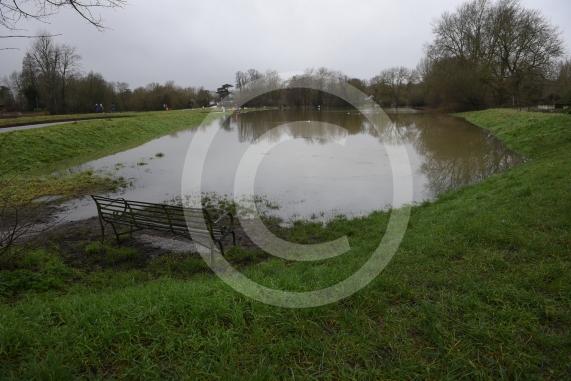 Flooding and closed roads, The Pound, Cookham