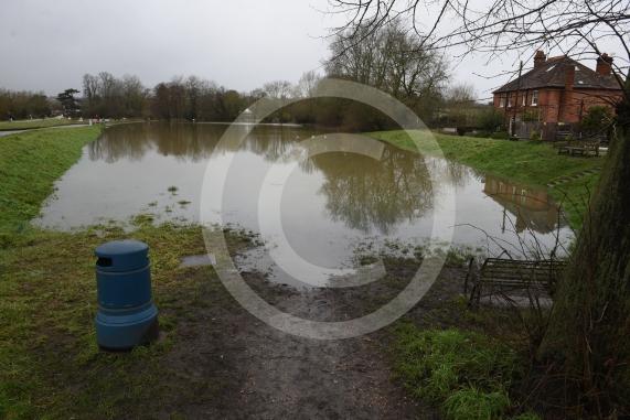 Flooding and closed roads, The Pound, Cookham