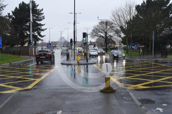 Wellington Street Roundabout, Slough (next to big Sainsburys), traffic can drive through the middle. The Road through the middle of the roundabout is going to be closed to traffic for about a week later in February.