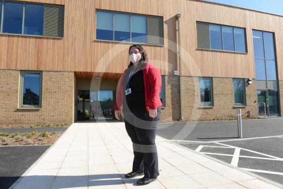 Forest Bridge School, Braywick Rd, MaidenheadNew school site. Elizabeth Farnden, Headteacher 