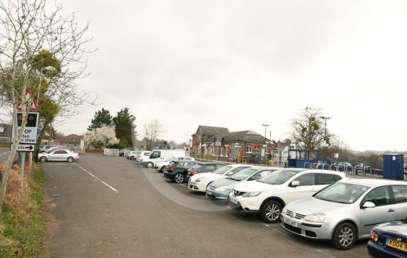 Cookham Railway Station, Station Hill Cookham.
