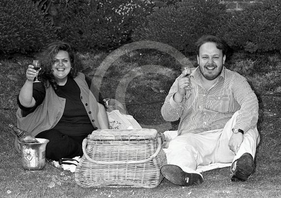 Summertime – and the living is easy (1996)