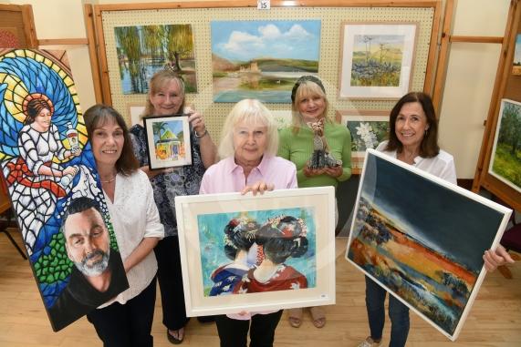 LtoR Anne Hamilton, Christine Bridgett, Jane Slade, Alison Pink and Sandy Herz.Cookham Arts Club summer exhibition. Pinder Hall, 2 Lower Road, Cookham