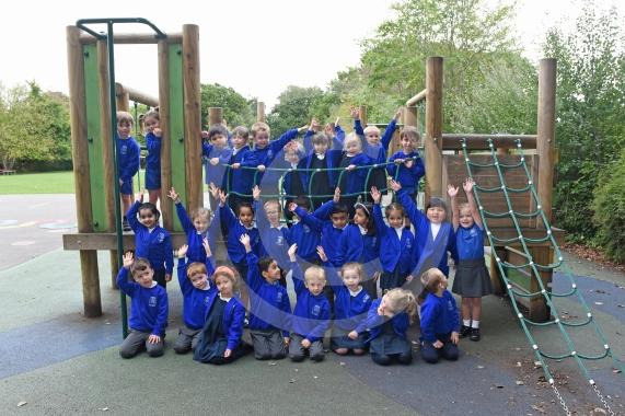 Oak class of teacher Mrs Beckett-Horne at Oakfield First School. Photo by Emma Sheppard