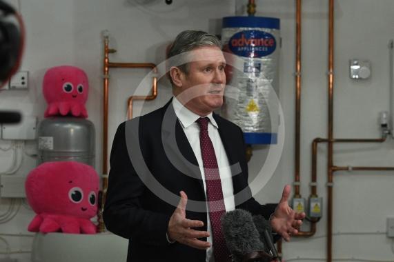 Keir Starmer, Leader of the Labour Party and Rachel Reeves, Shadow Chancellor of the Exchequer, will travel to East Berkshire to visit Octopus, a renewable energy company. 