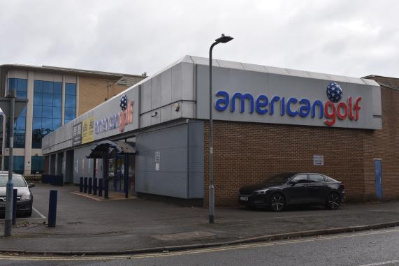 Plans have been submitted to Slough Borough Council to redevelop American Golf into flats. American Golf, 175 Bath Road, SL1 4AA