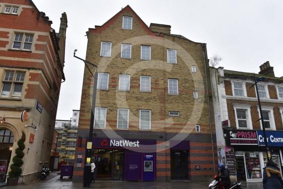 NatWest, 118 High Street, Slough.