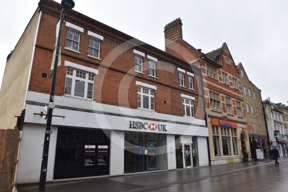 HSBC, 128 High Street, Slough.
