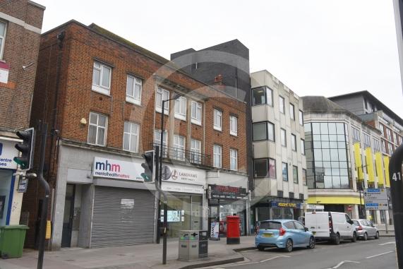  46-56, High Street, Slough.Demolition and construction of an 8-storey development with shops and flats.