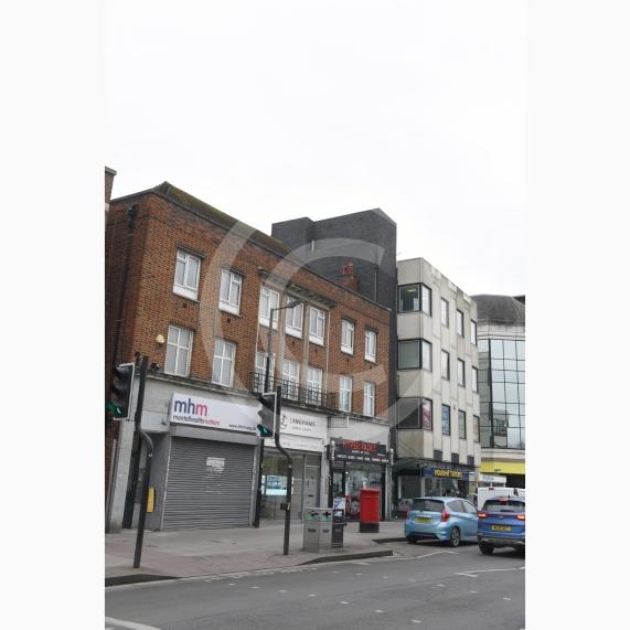  46-56, High Street, Slough.Demolition and construction of an 8-storey development with shops and flats.