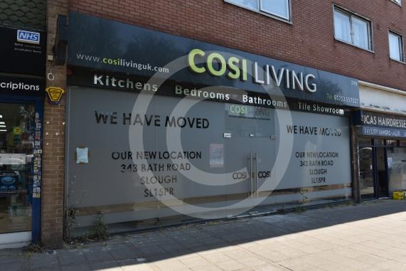 398 Farnham Road, Slough, SL2 IJDAn application has been submitted for an alcohol licence for a new restaurant, Kulcha Express, at 398 Farnham Road, Slough. 